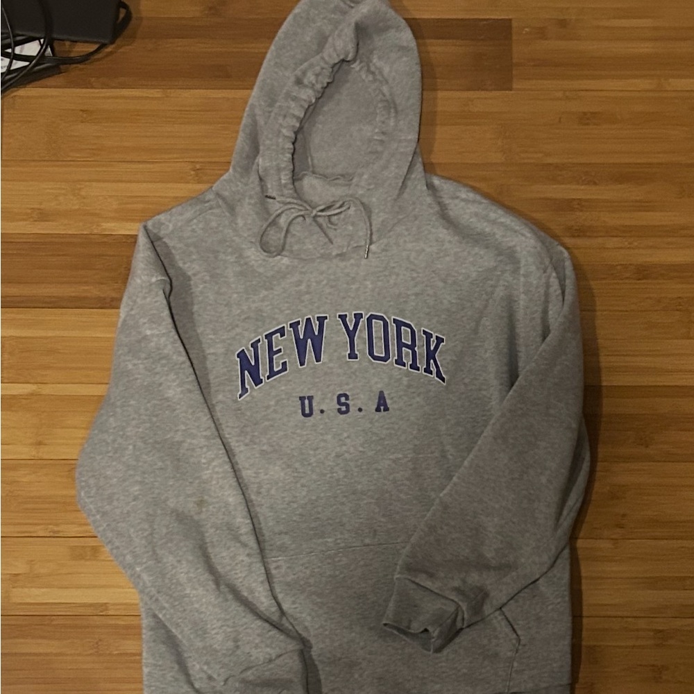 Source Unknown Gray Hoodie with Blue Print